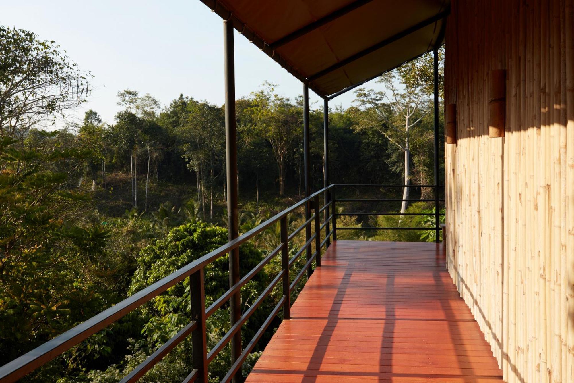 Готель Nuyu Khaoyai Pong Talong Екстер'єр фото